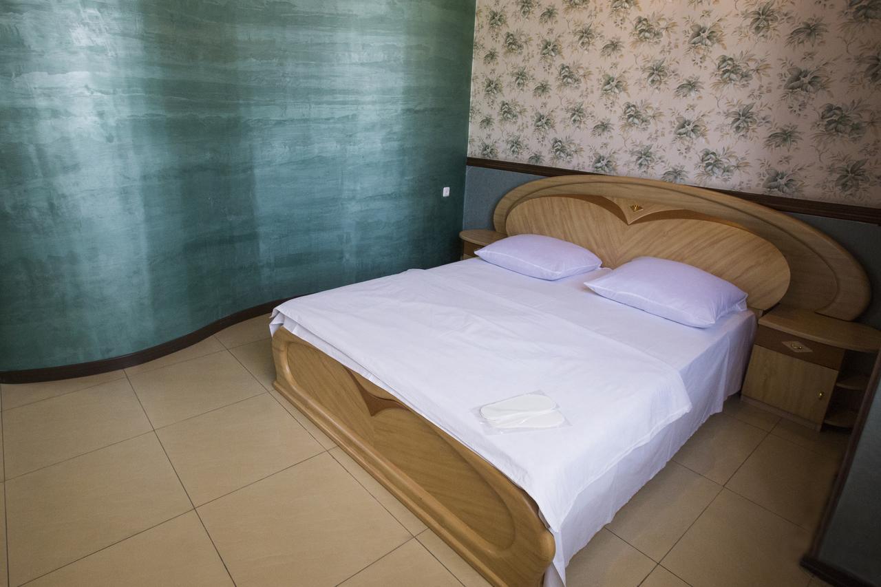 Aratta Hotel Argavand Exterior foto