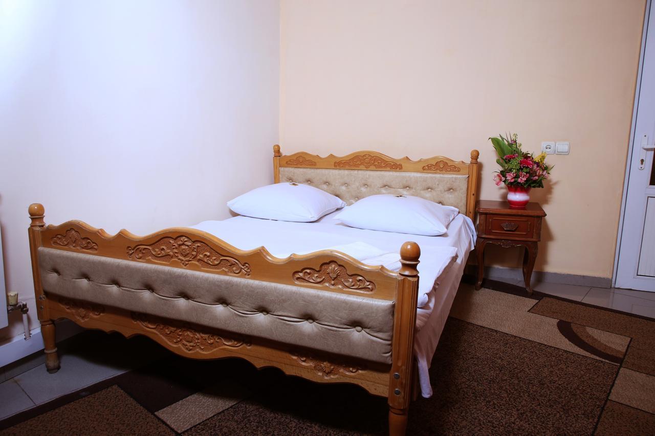 Aratta Hotel Argavand Exterior foto